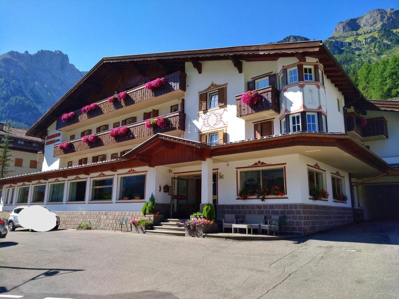 Albergo Arnica Canazei Exterior foto